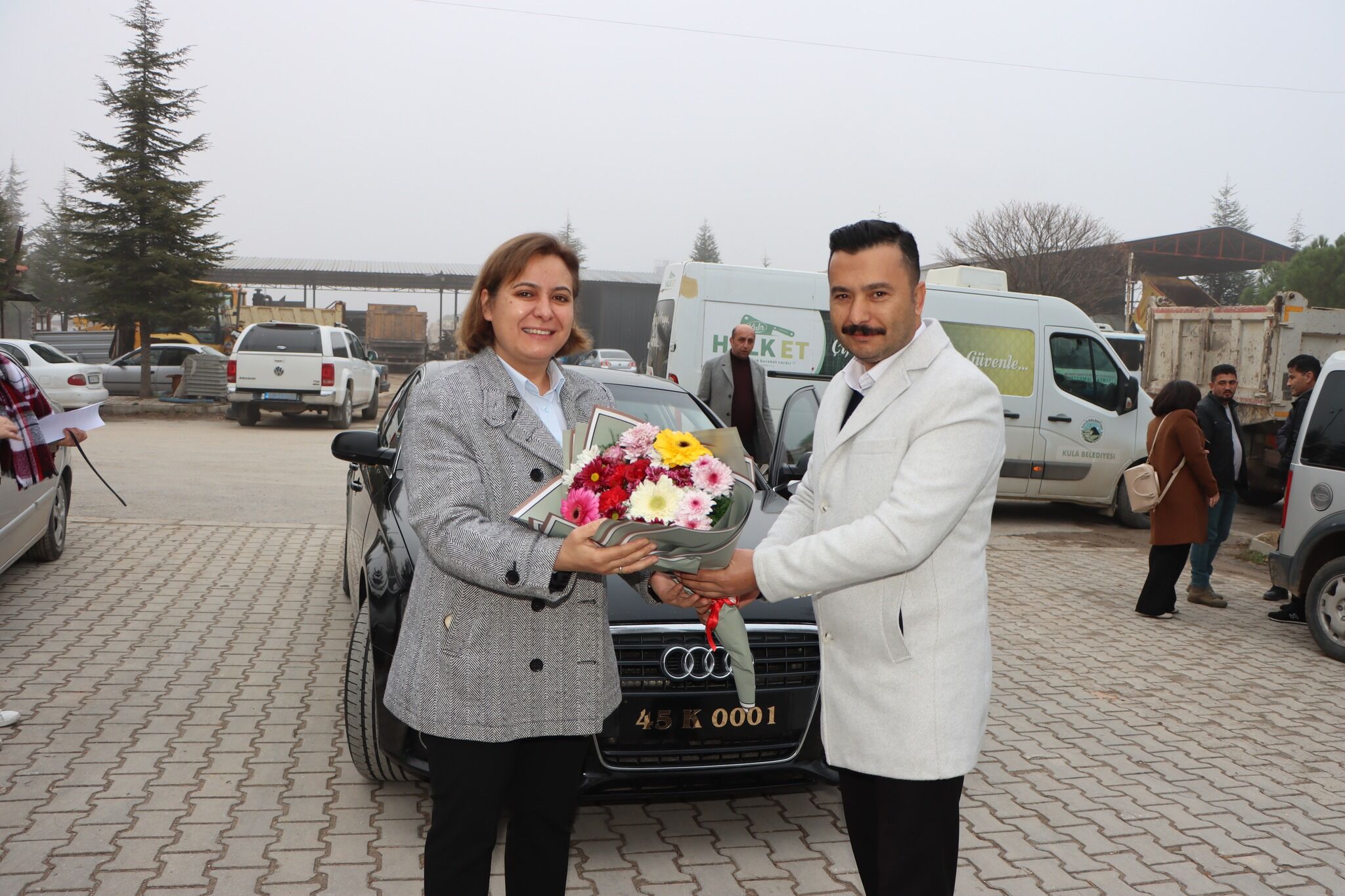 Kula'da Belediye İşçilerine %56 Zam 