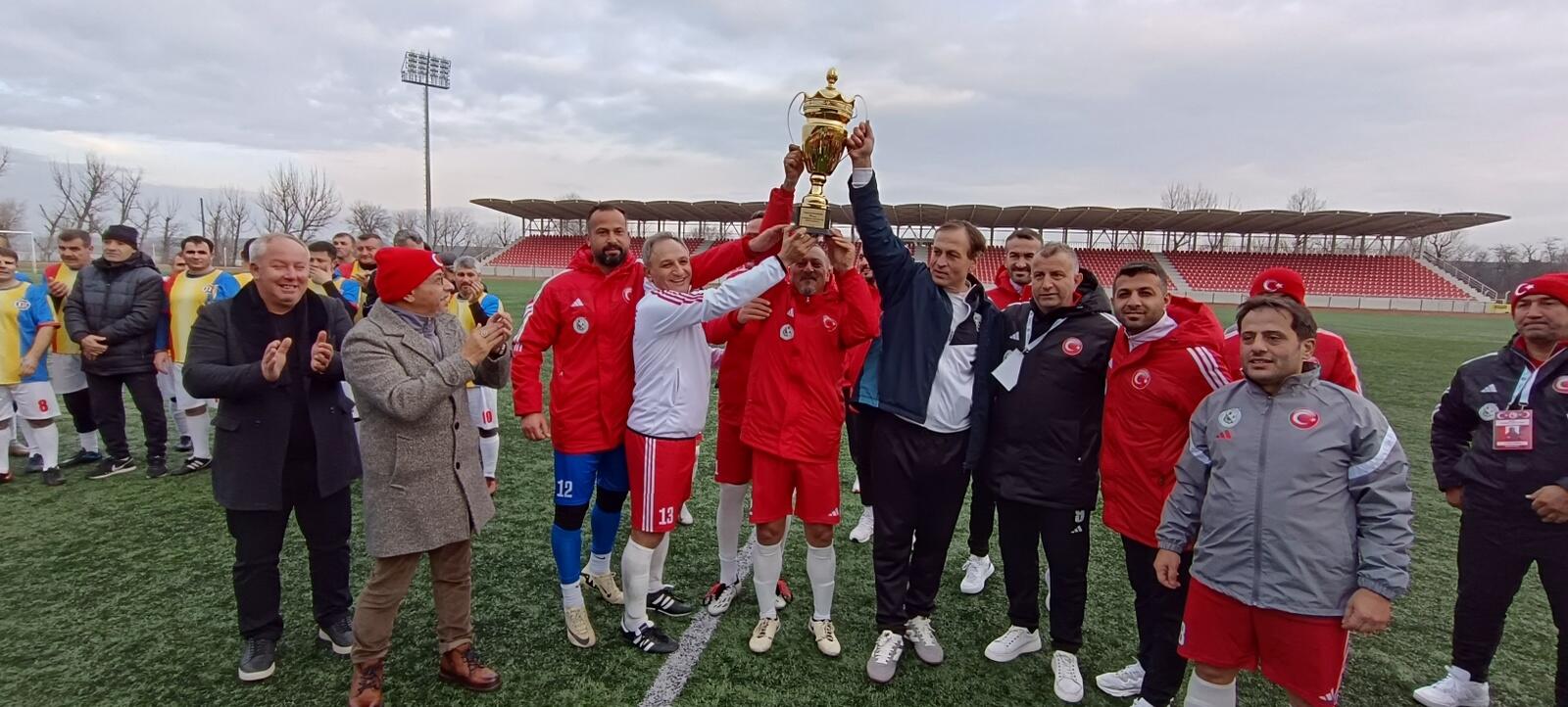 Futbol takımı gayet başarılı