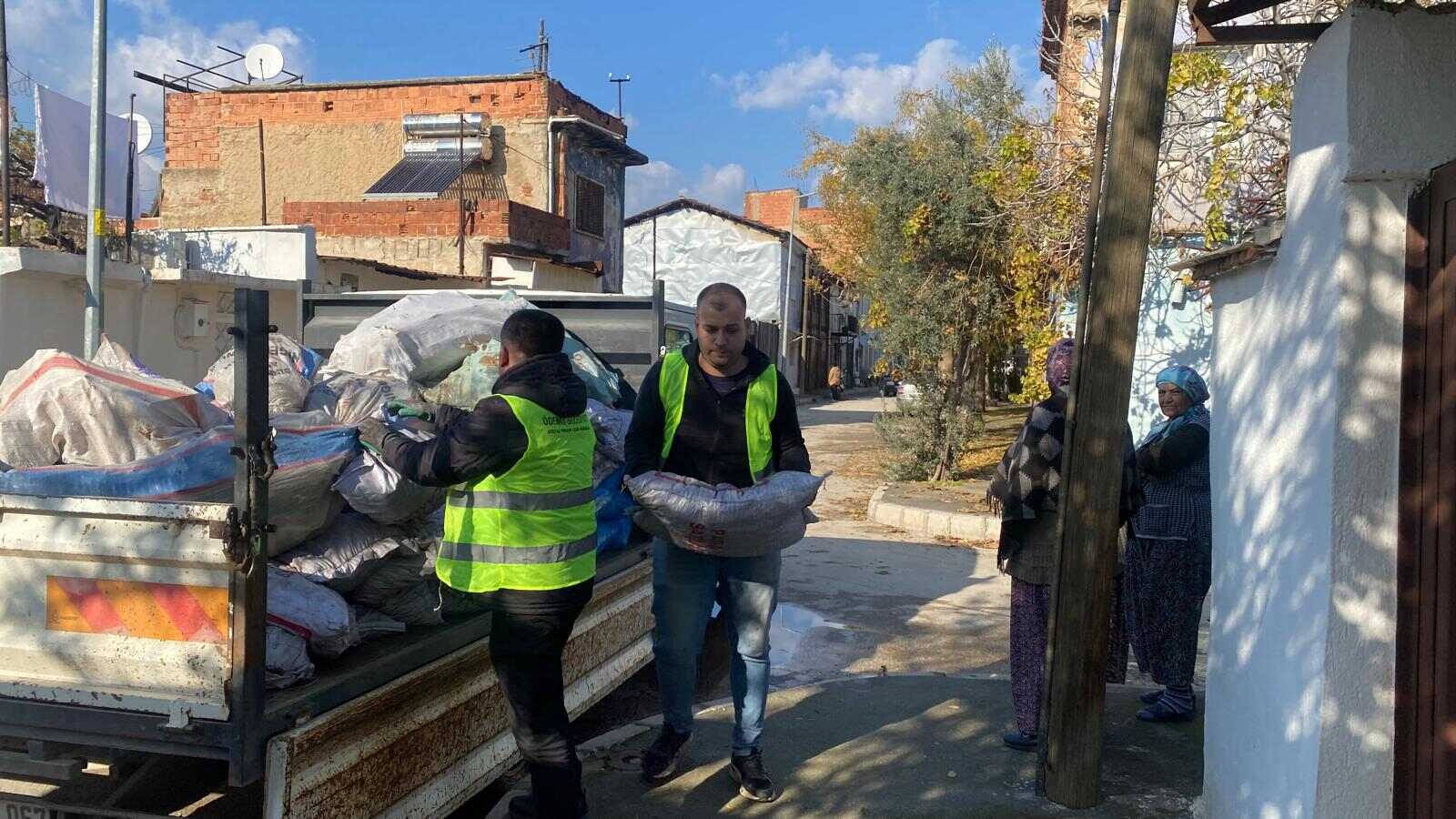 İhtiyaç sahiplerine yakacak olacak