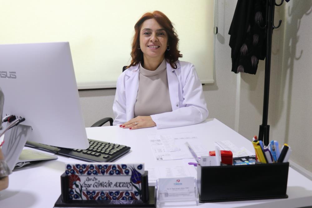 "Şekerin düzensiz olduğu zamanlarda genellikle gözlük değişimi yapılmaz"