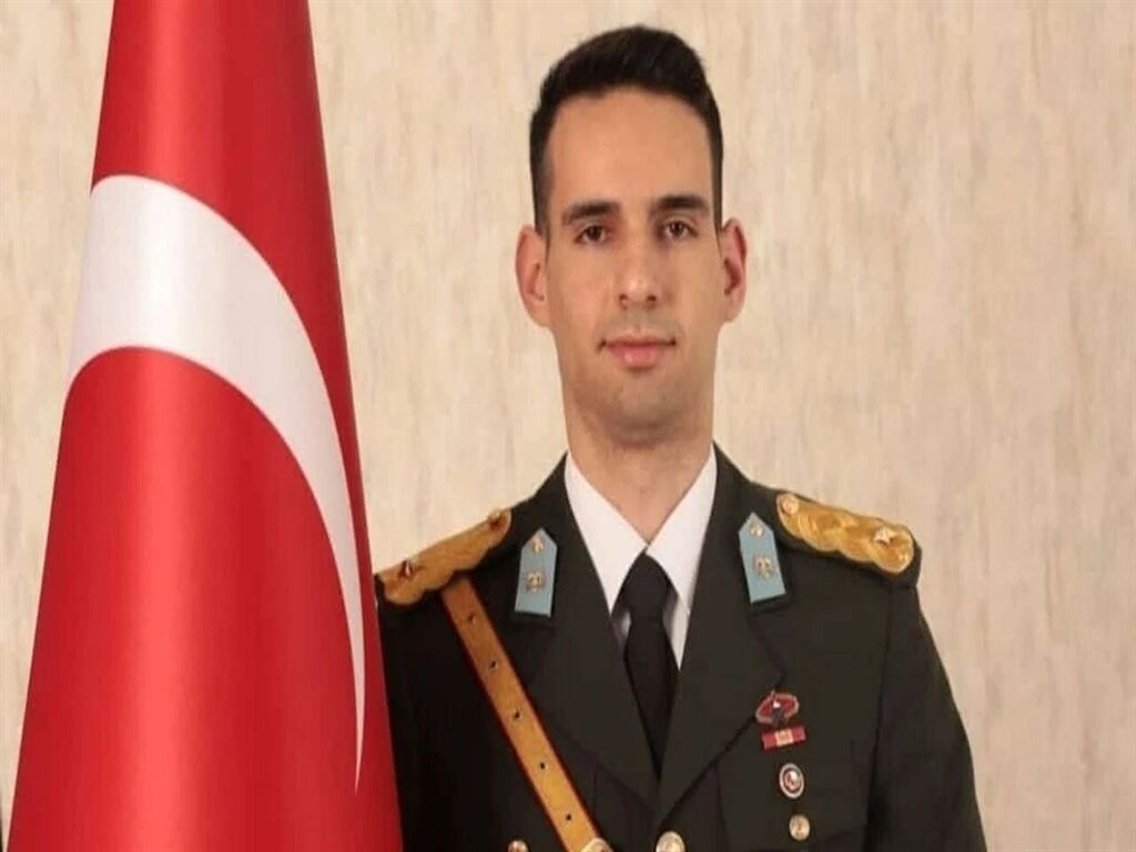 Şehit Teğmen Mustafa Atakan Dut'un naaşı toprağa verilmek üzere Germencik'e gönderildi.