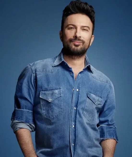 Tarkan’ın “Şerbetli” şarkısının video klibi, müzikseverlerle buluştu.