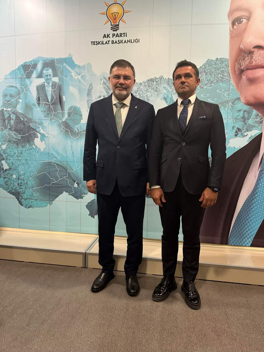 AK Parti İzmir İl Başkanı Bilal Saygılı ve AK Parti Urla ilçe Başkanı Barış Bükülmez