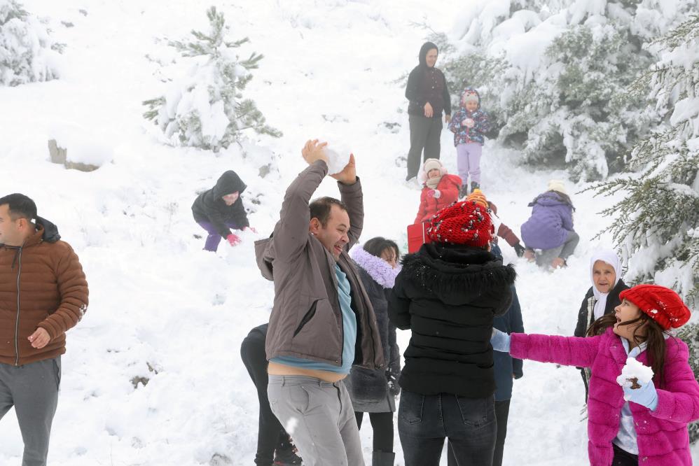 Yılanlı Dağı’na piknik için büyük ilgi