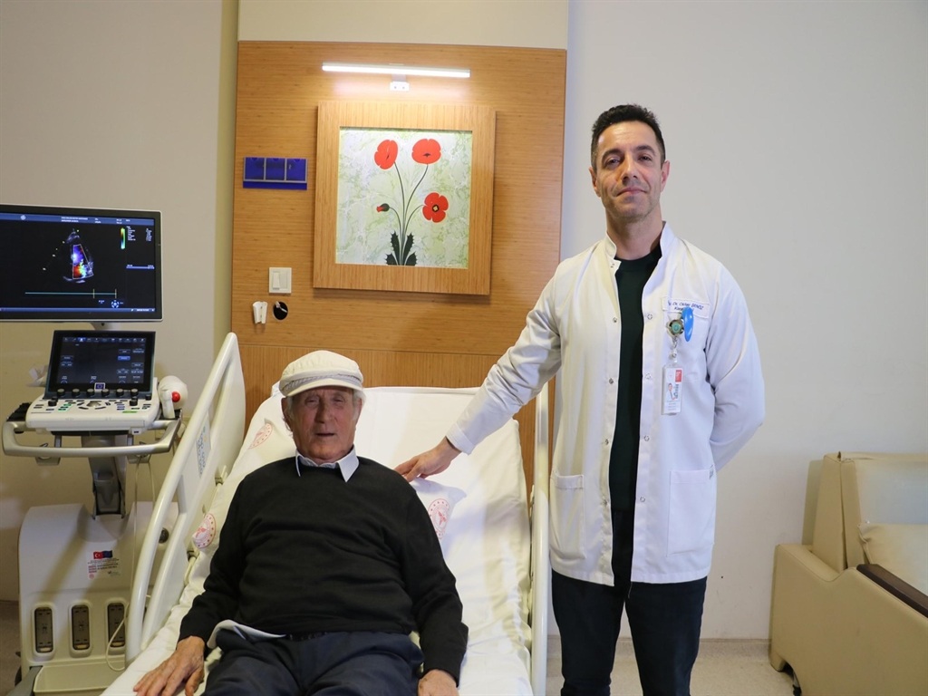 3 Kez Anjiyo Oldu Kalbine Yerleş