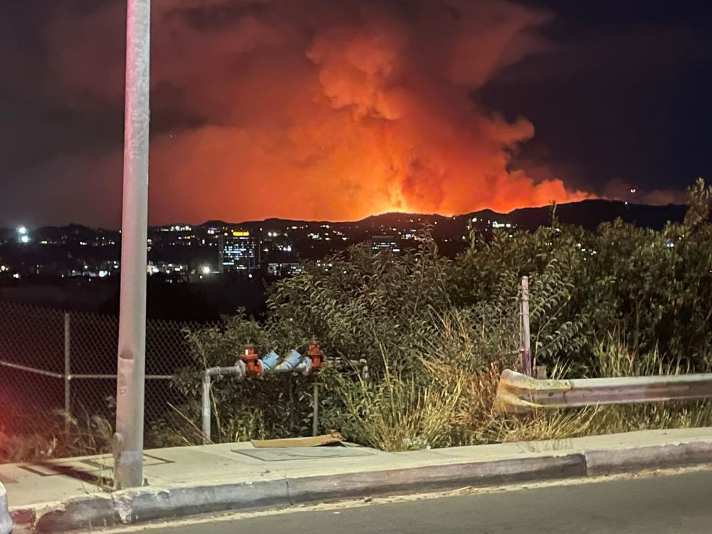 Los Angeles'taki yangınlar 6 gündür söndürülemedi. 