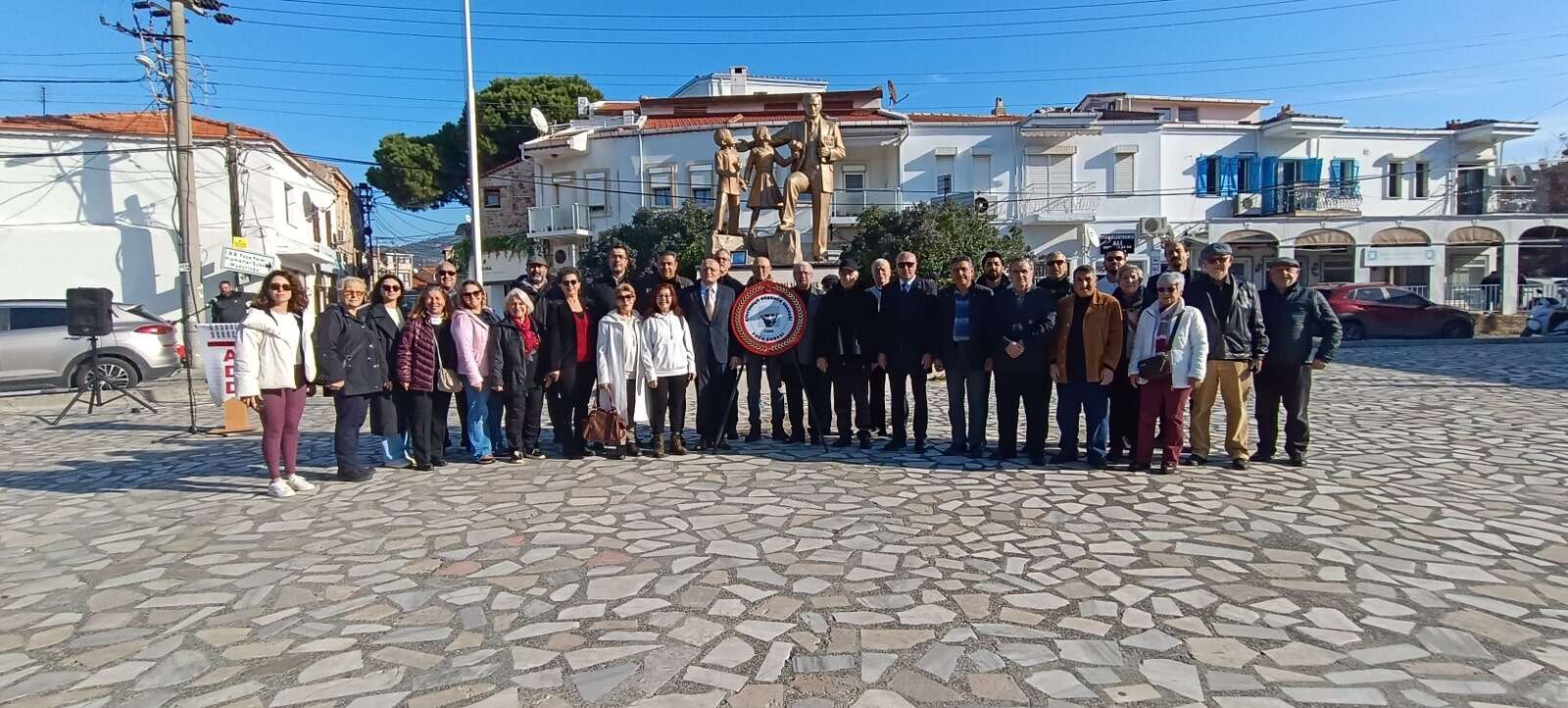 Yönetici arkadaşlarıma teşekkür ediyorum