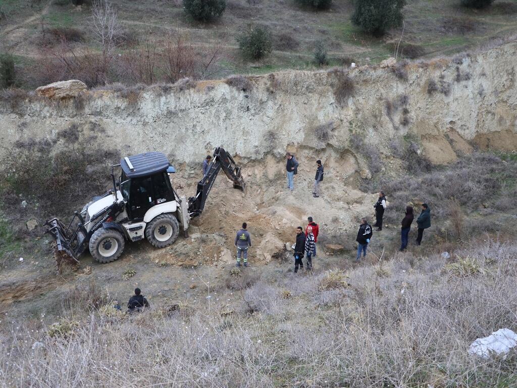 Bebeğin Ölü Doğduğunu Iddia Eden (1)