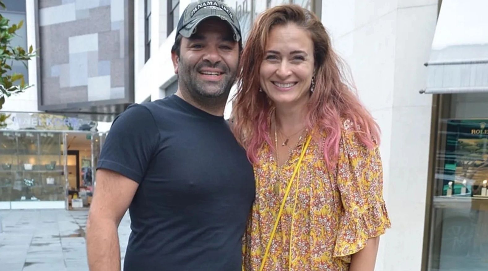 Ceyda Düvenci ve Bülent Şakrak'ın 8 yıllık evlilikleri tek celsede bitmişti.