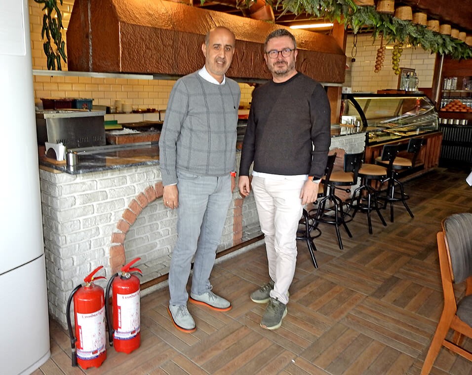 Çeşme Yangın Otel