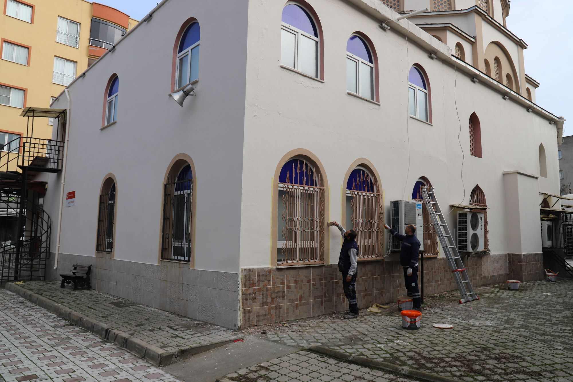 Girilmedik sokak bırakılmadı