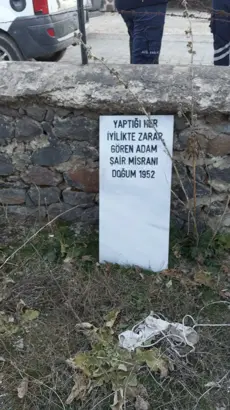 Elazığ Intihar Eden Öğretmen Mezar Taşı