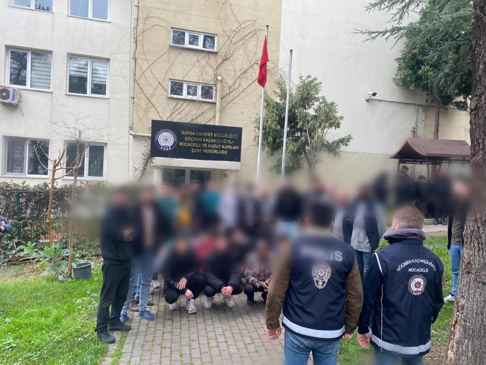 Kaçak Göçmen Çalıştıran Iş Yerine Baskın Bursa
