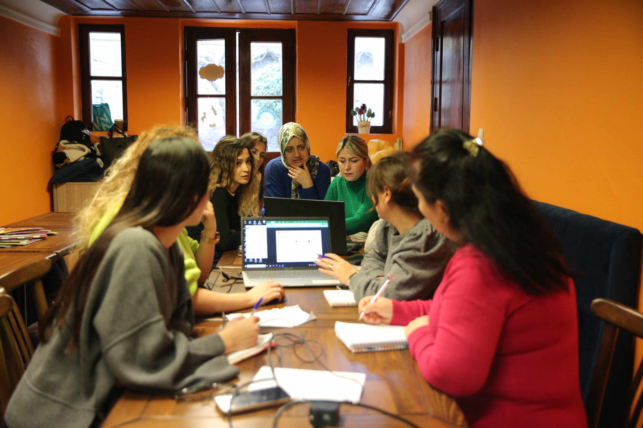 Konak Belediyesi Mutlu Çocuklar Oyun Evleri