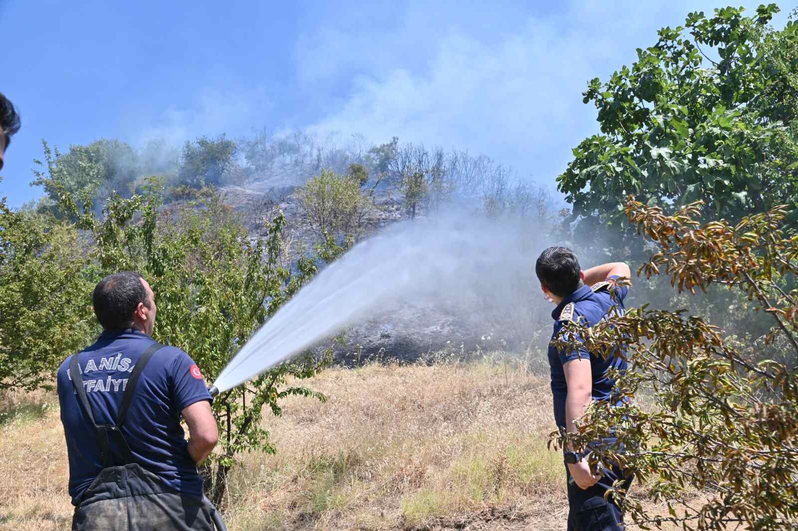 manisa anız yangını