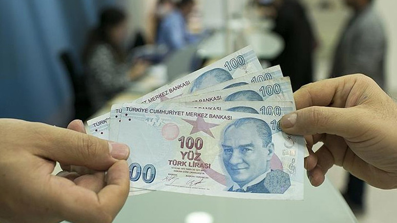 Karakaş, en düşük memur emeklisi aylığının 19 bin 697 lira olacağını belirtti.