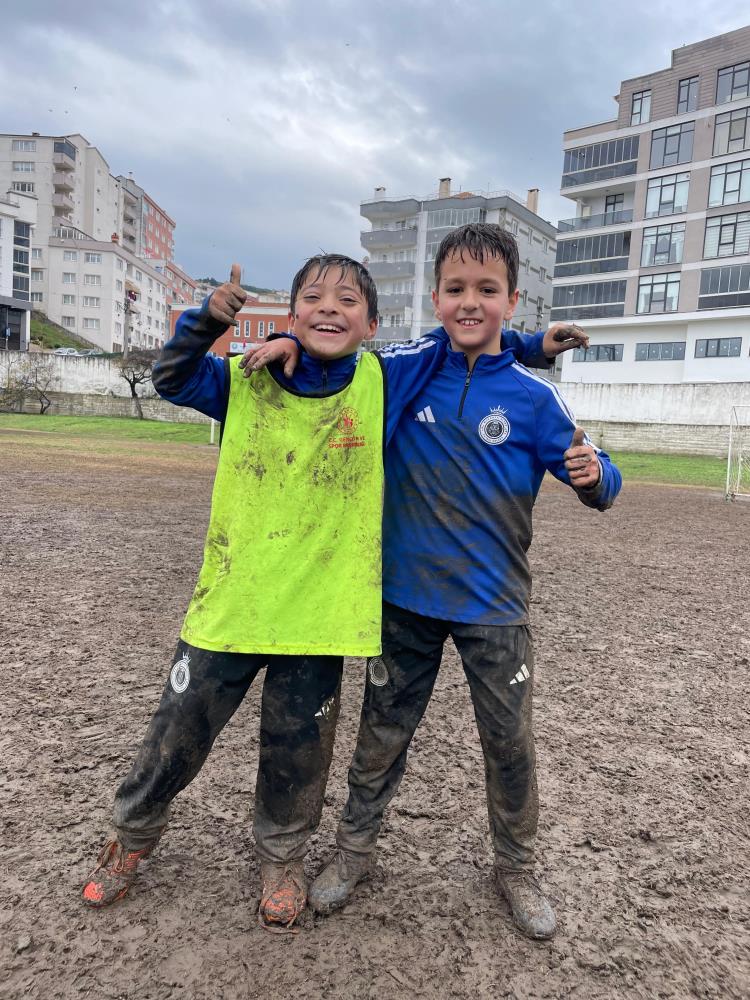 Mudanya Futbol Tarlası