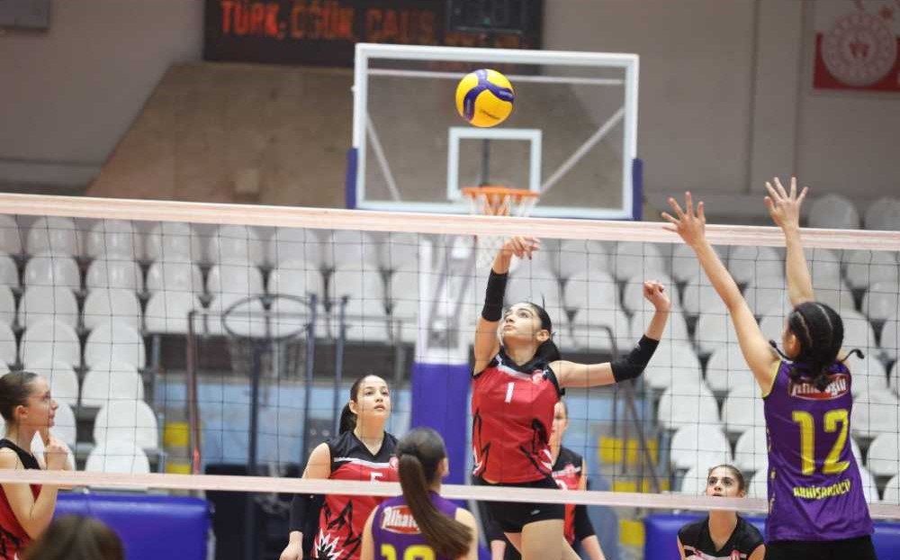 şehzadeler voleybol takımı