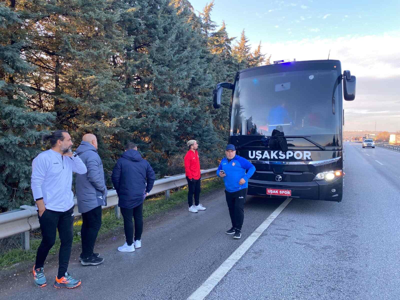 uşakspor takım otobüsü