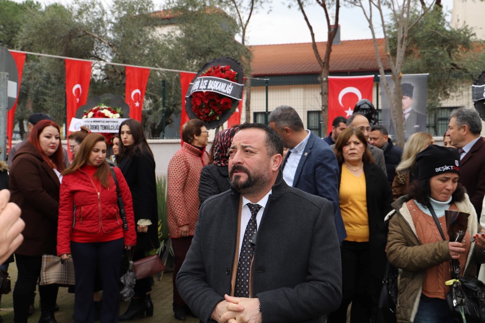 Atamızın yetişmesinde Zübeyde Hanımın rolü büyüktür