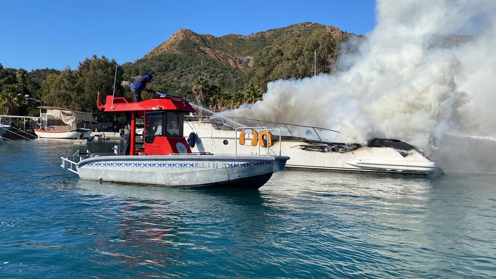 muğla yat yangını