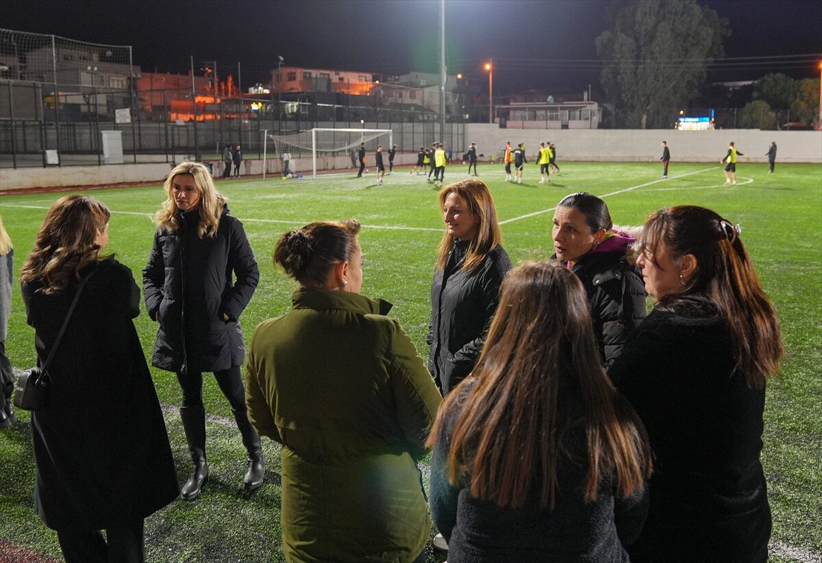 Futbol aşkı ve kadınların yöneticiliğe katkısı-3