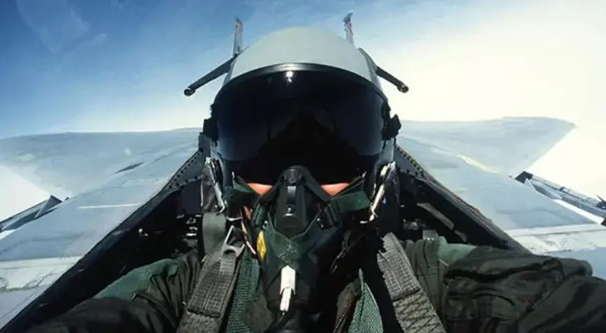 Askeri pilot maaşları