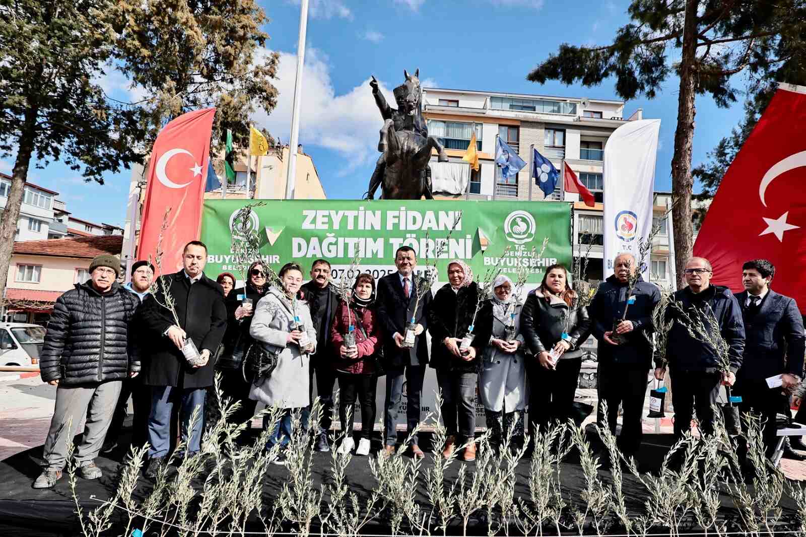 Beyağaç zeytin fidanı dağıtımı