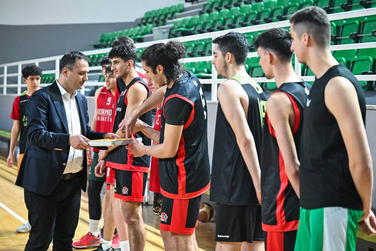 Bornova Atatürk Spor Kompleksi