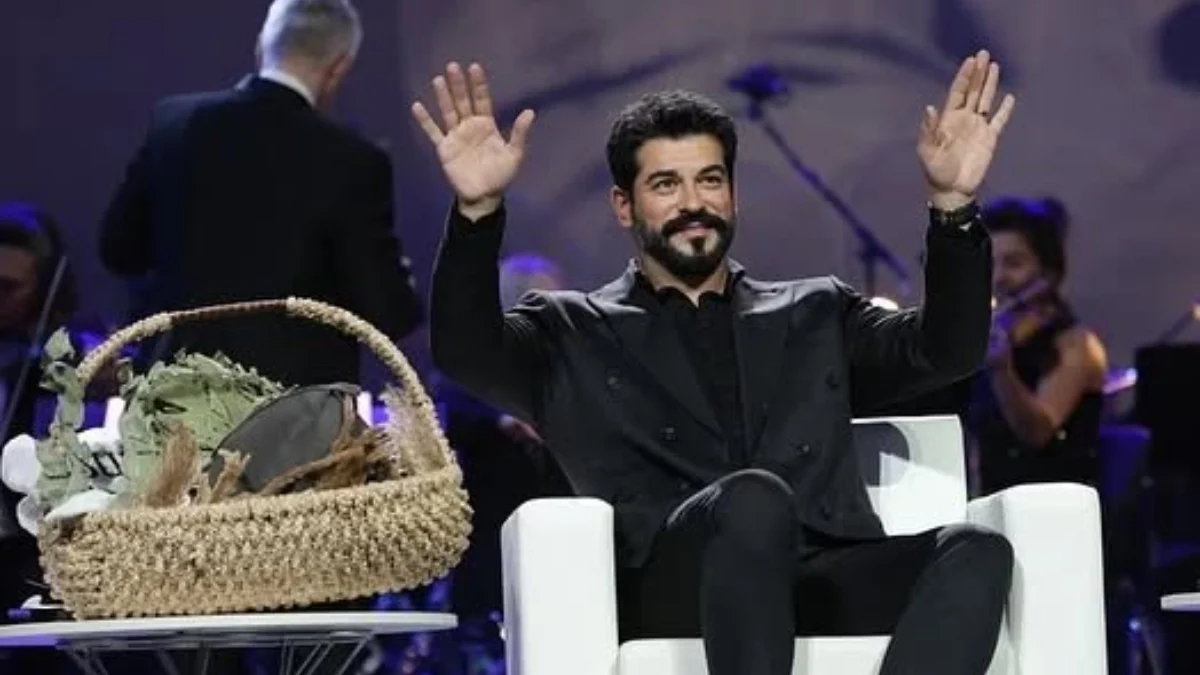 Suudi Arabistan'da mağaza açılışına katıldı