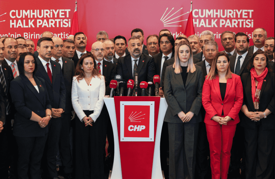 Açıklamayı Şenol Aslanoğlu okudu