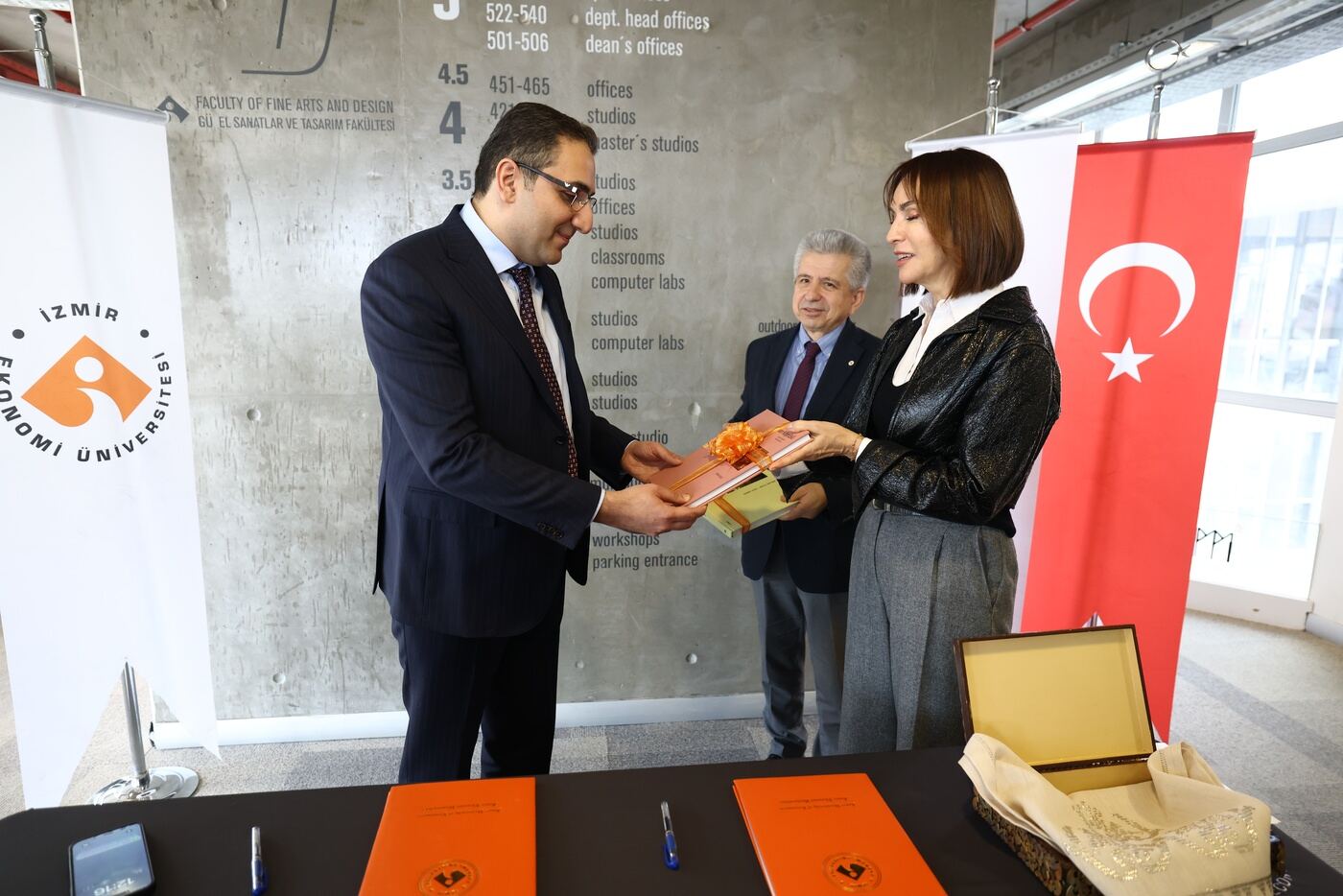 Dekan Prof. Dr. Ender Yazgan Bulgun