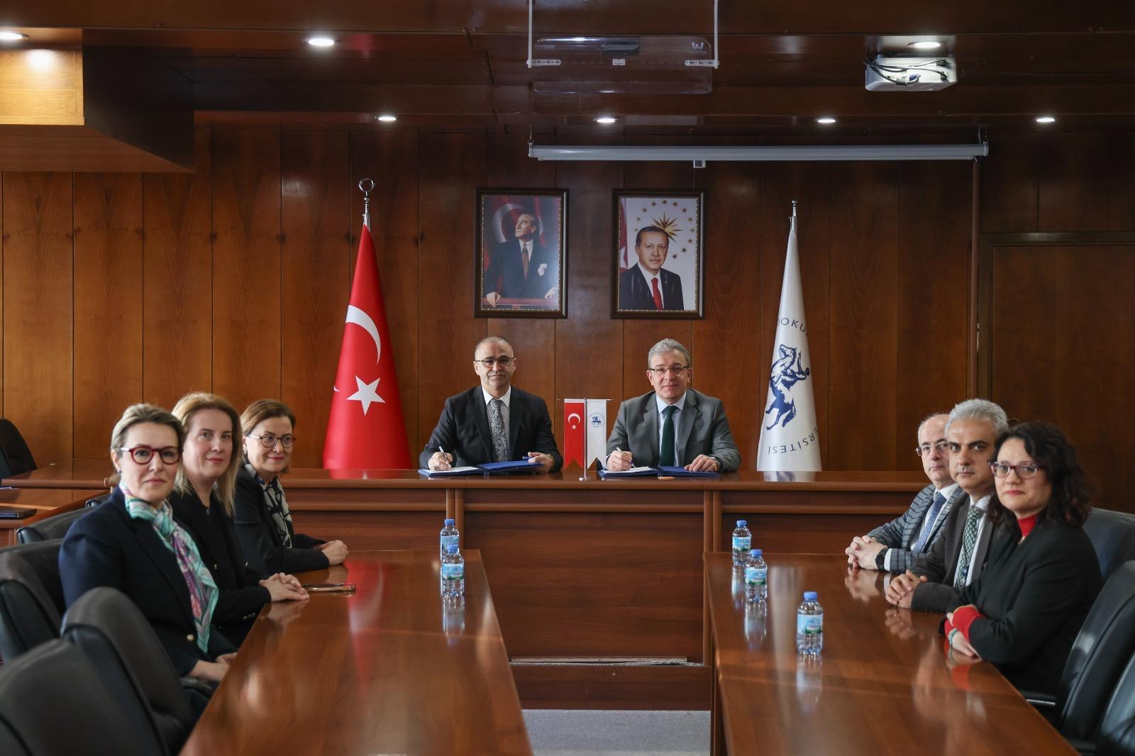 Dokuz Eylül Üniversitesi Rektörü Prof. Dr. Bayram Yılmaz