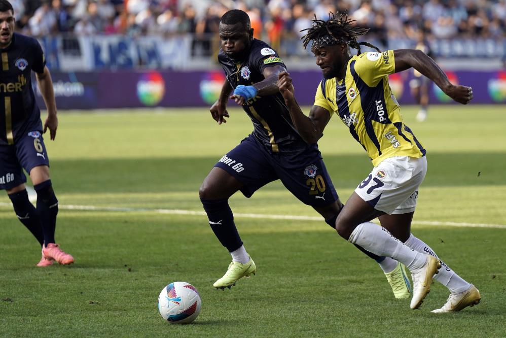 Fenerbahçe ve Kasımpaşa arasındaki rekabet