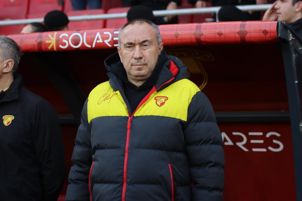 Takımlar ve teknik direktörler