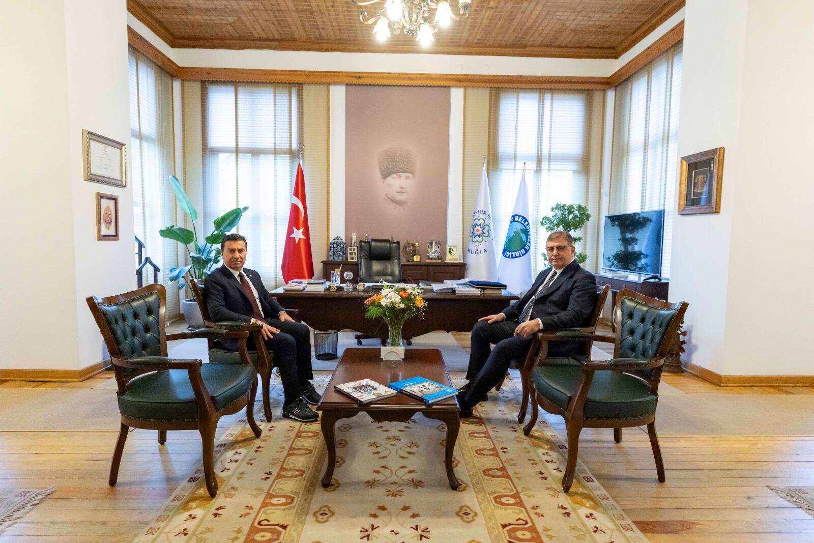 İzmir ve Muğla başkanları