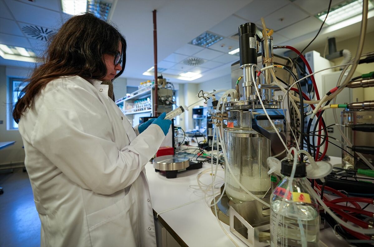 Izmirden Kansere Yerli Üretim Ilaç (3)