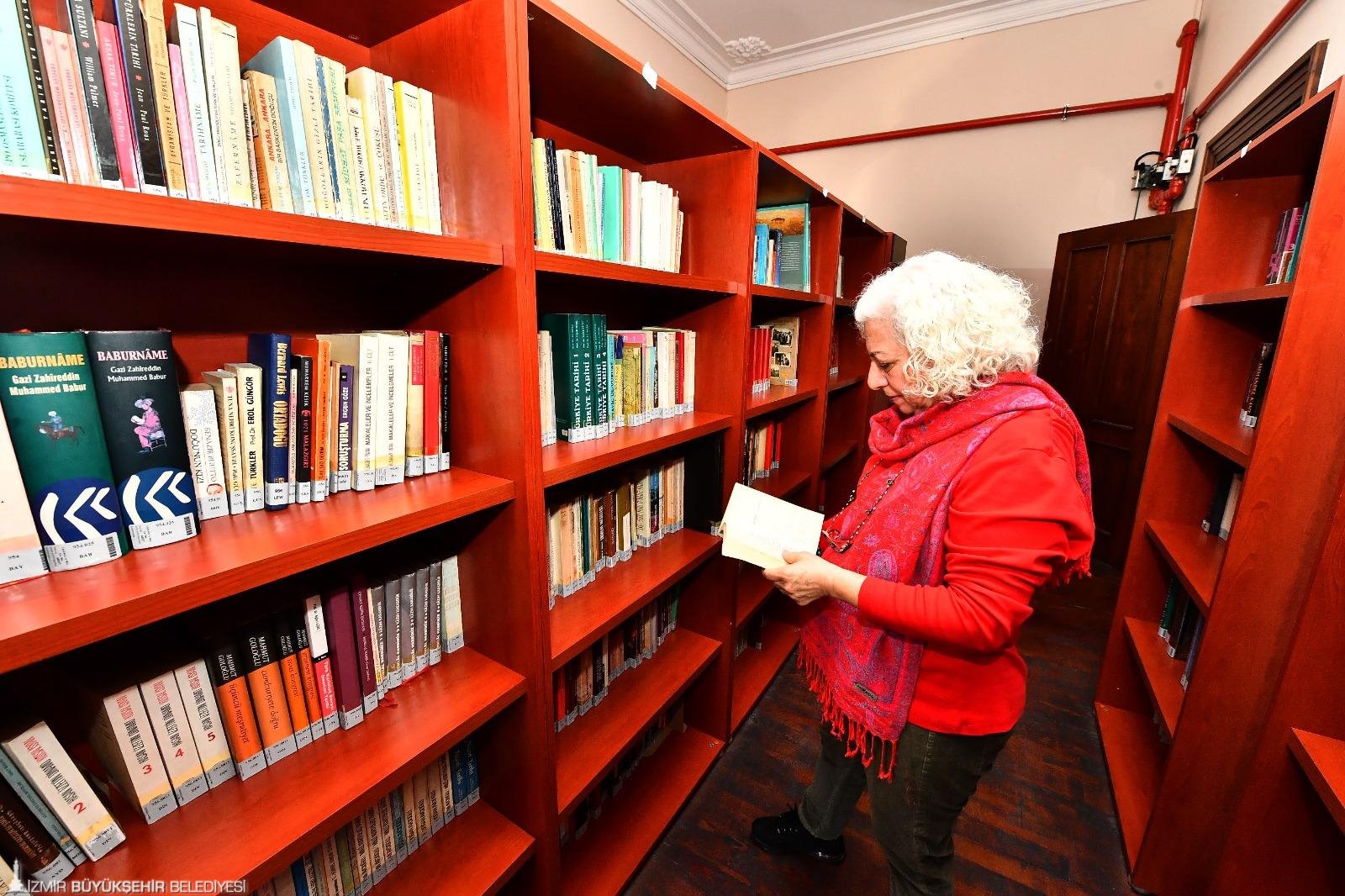 İzmir’in Kitap Kurtlarına Ercan Kesal’lı Sürpriz (3)