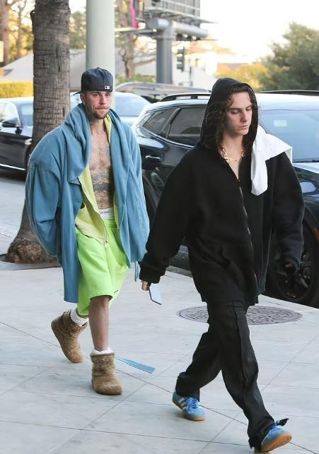 Hailey Bieber Görüntülerde Yer Almadı