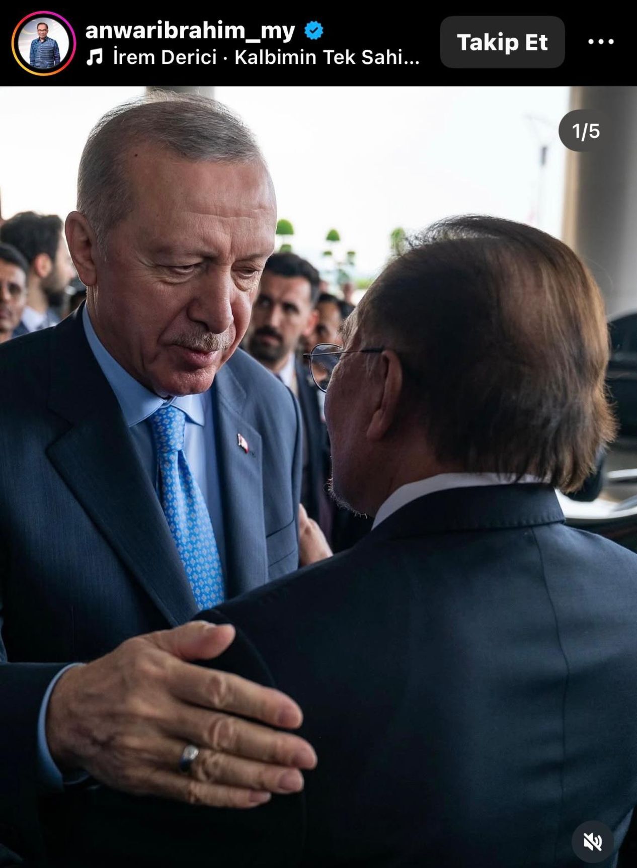 Malezya Cumhurbaşkanı Erdoğan'ı İrem Derici'nin şarkısıyla paylaştı!