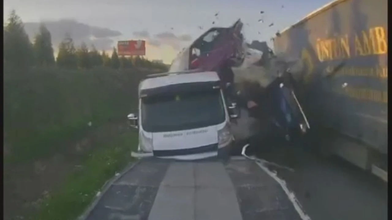 1 Kişi Hayatını Kaybetti 1 Kişi Ağır Yaralı