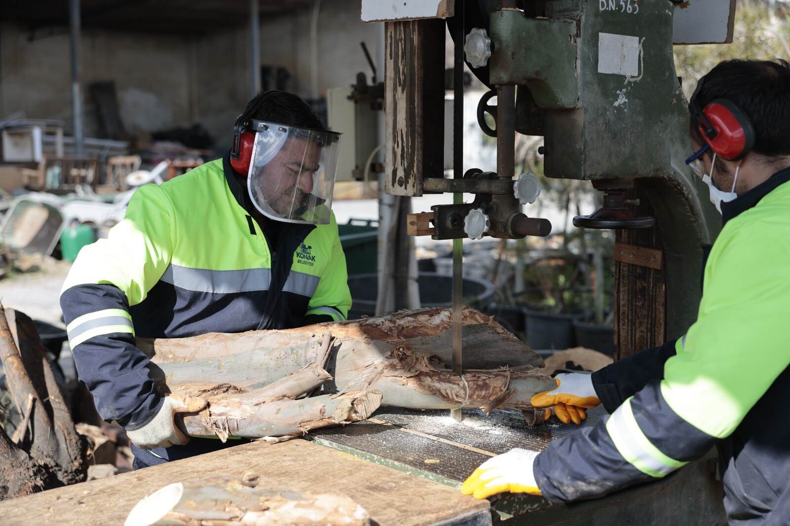 Konak Park ve Bahçeler Müdürlüğü