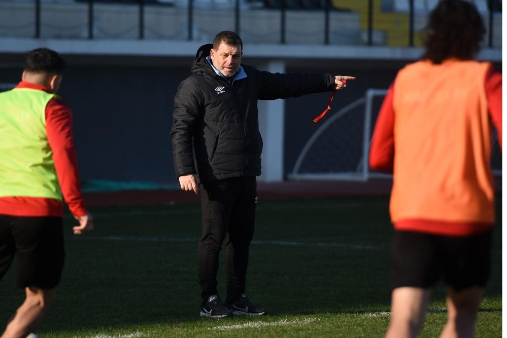 Karşılaşmanın hakemi Ömer Tolga Güldibi olacak