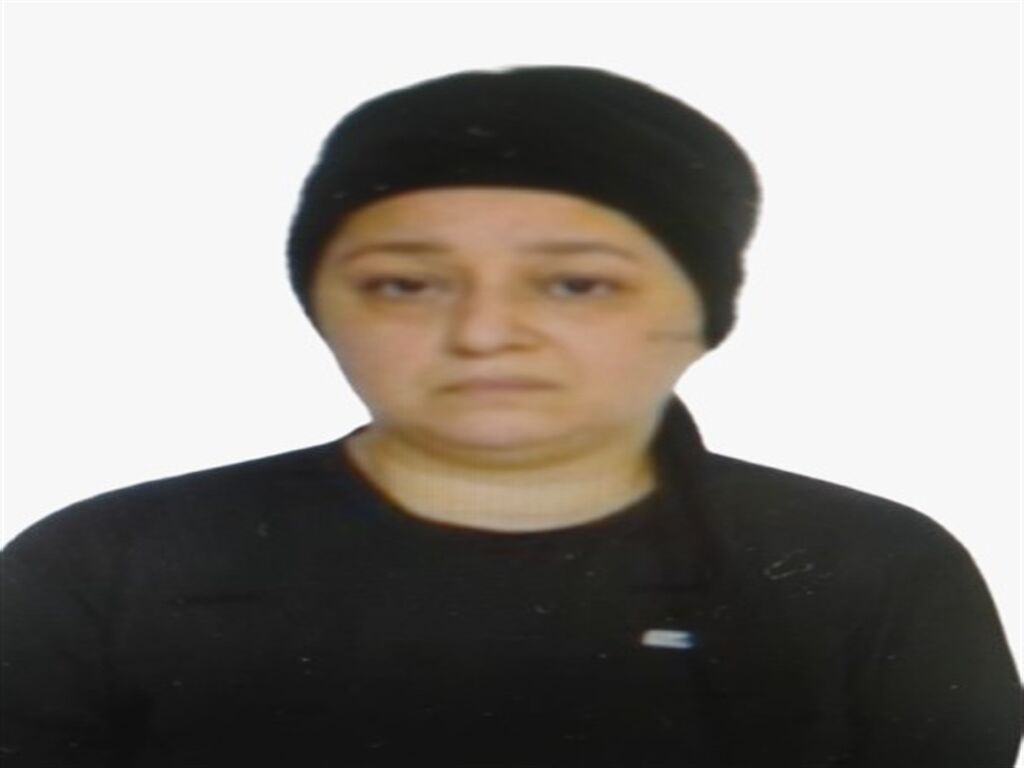 Oğluna Tabanca Veren Kadın