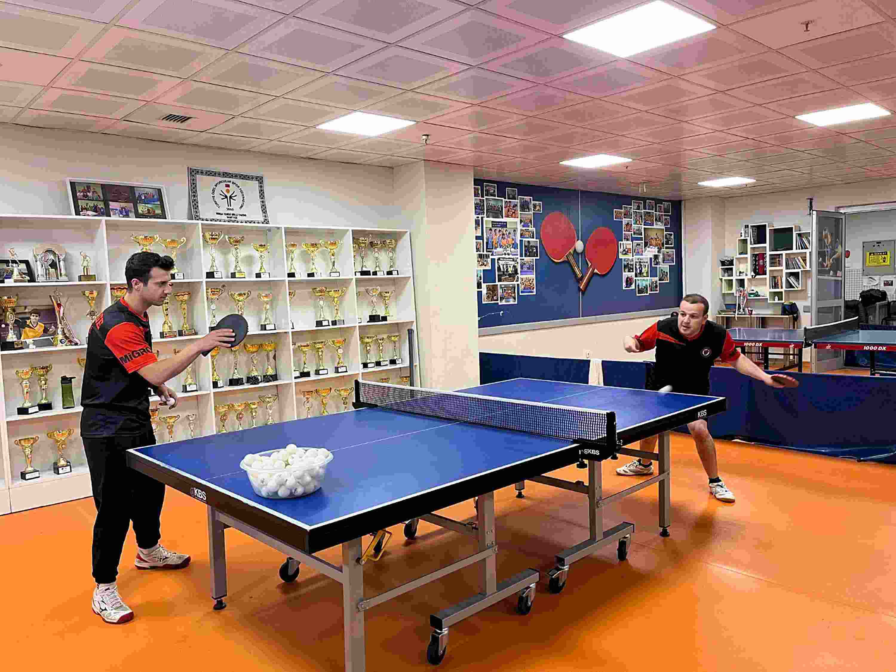 Serebral Palsili Sinan, Masa Ten (1)