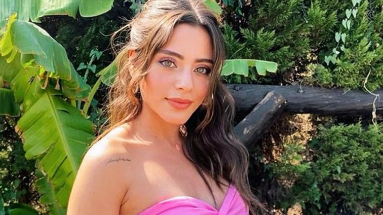 Sıla Türkoğlu Kızılcık Şerbeti