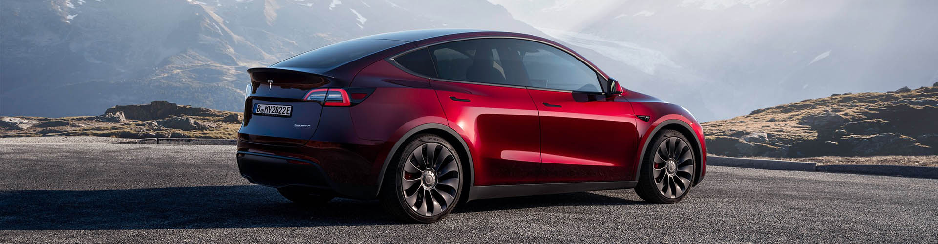 Tesla Model Y Performance özelliği nedir?