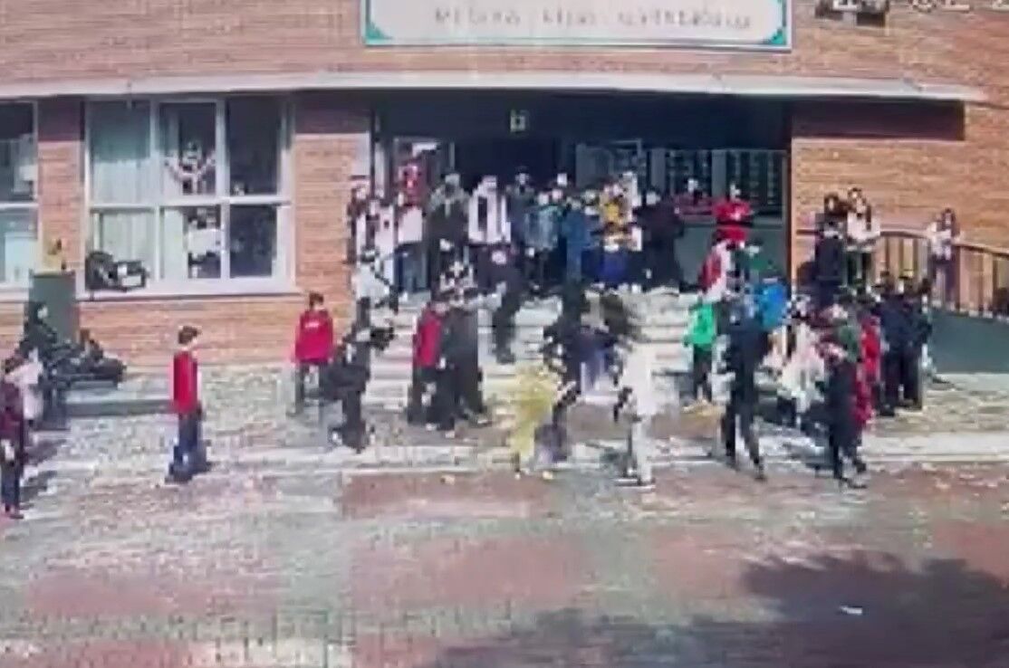 Yaralılar hastaneye kaldırıldı