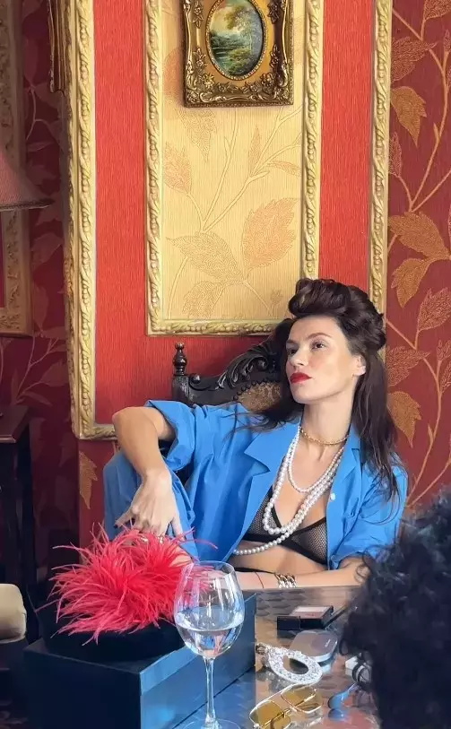 Cesur Pozlar Binlerce Beğeni Aldı