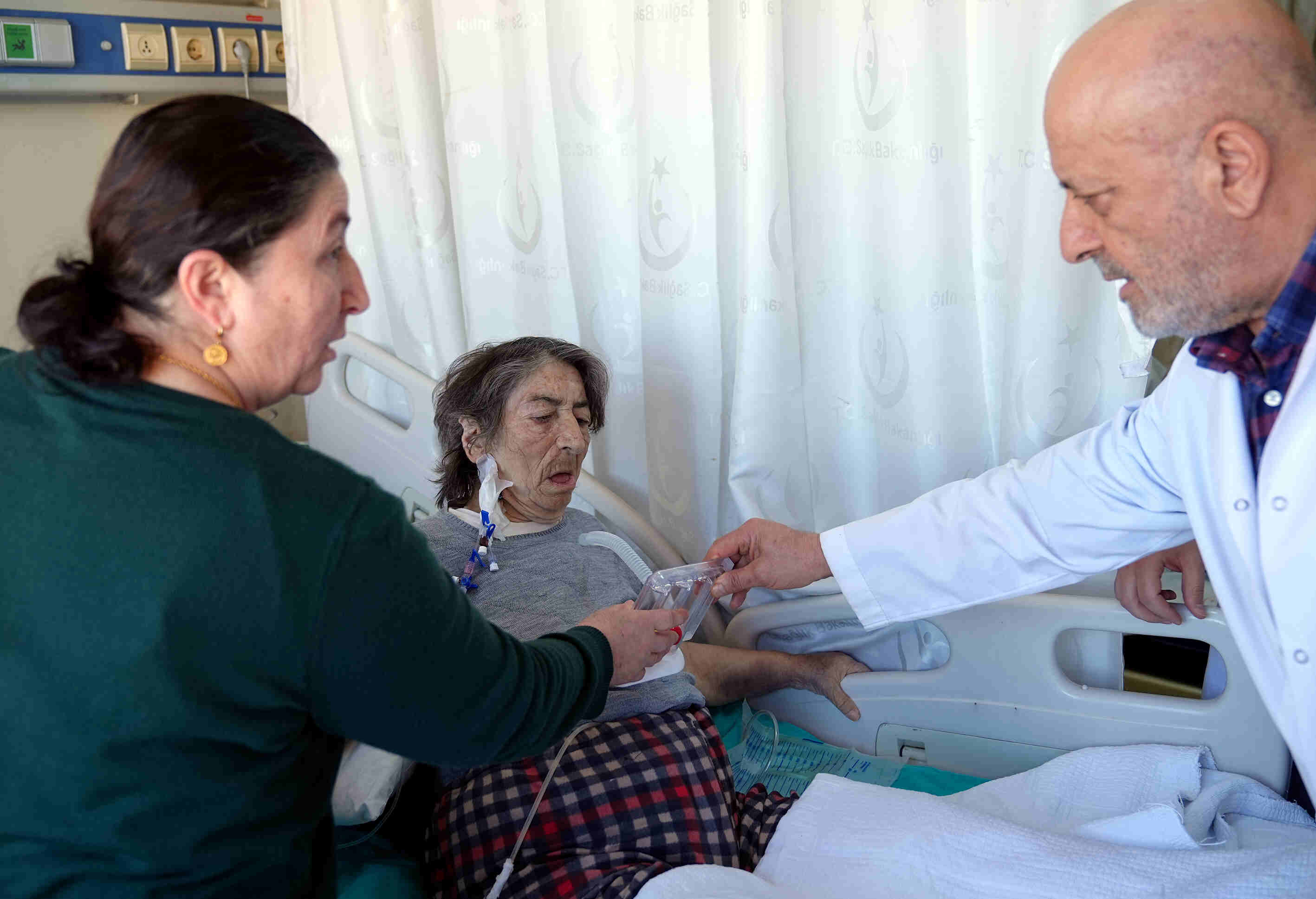 90 yaşındaki hastanın